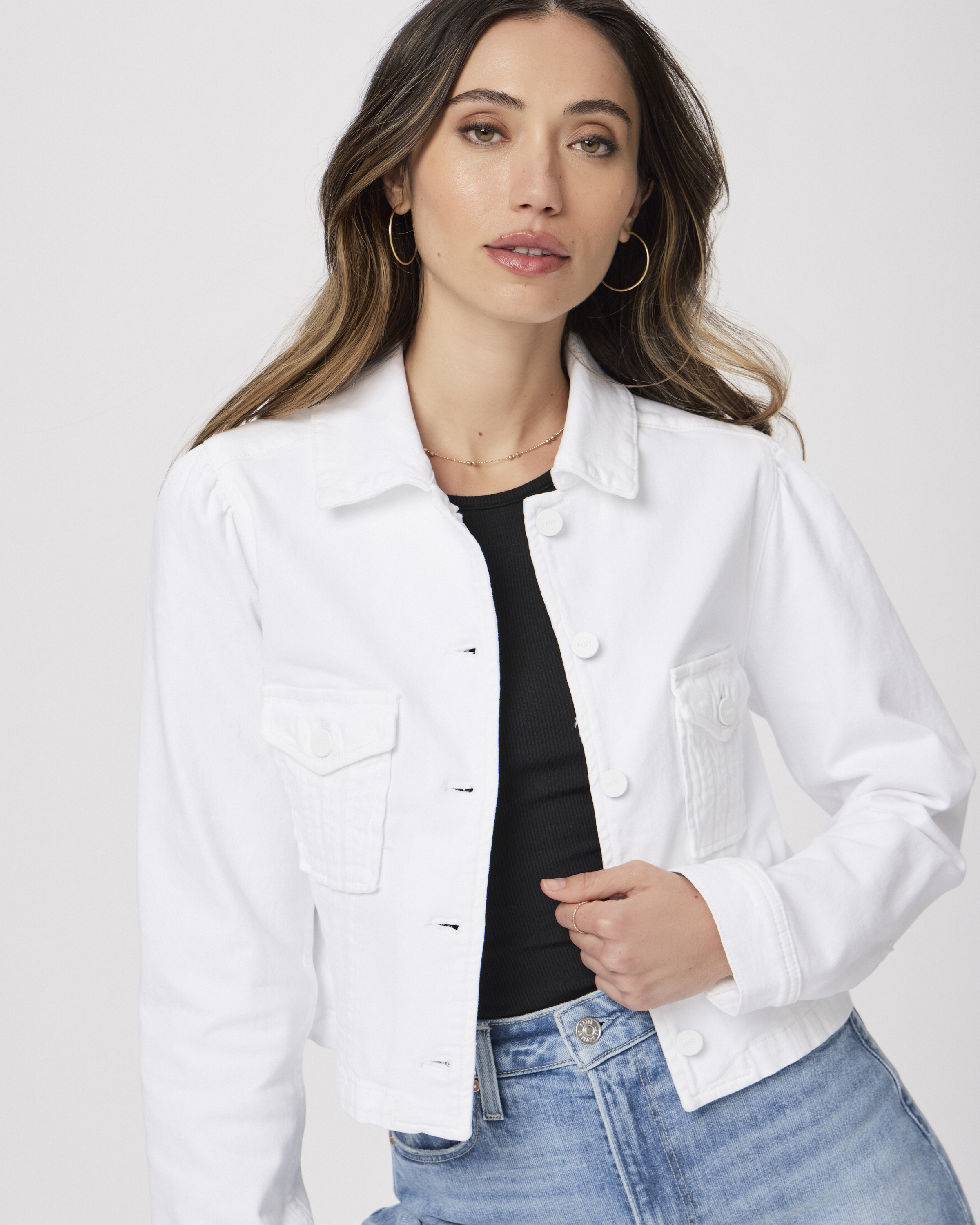 Short white denim jacket with buttons 4014582, buy at the price of 1189  UAH. in Kyiv, Dnipro, Odessa, Lviv - online shop StreetWear